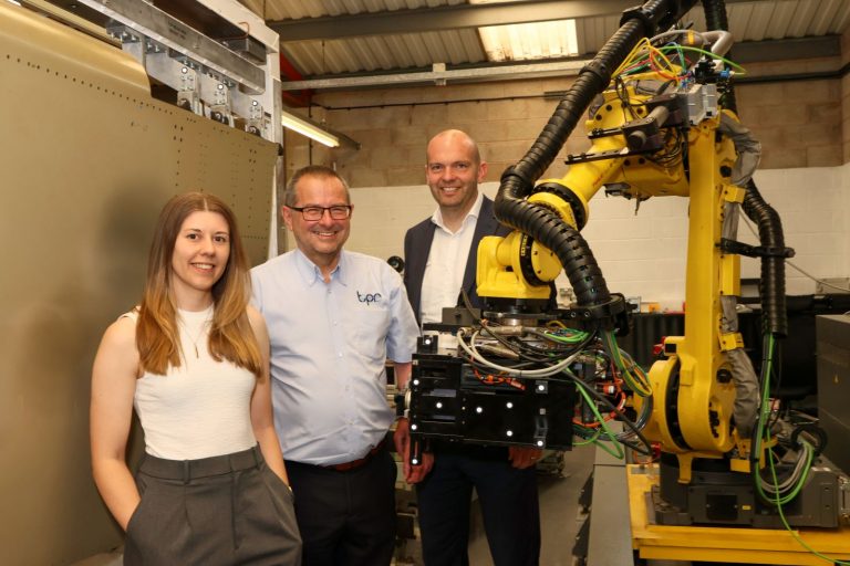 Aircraft robotics pioneer raises £1m to support business expansion