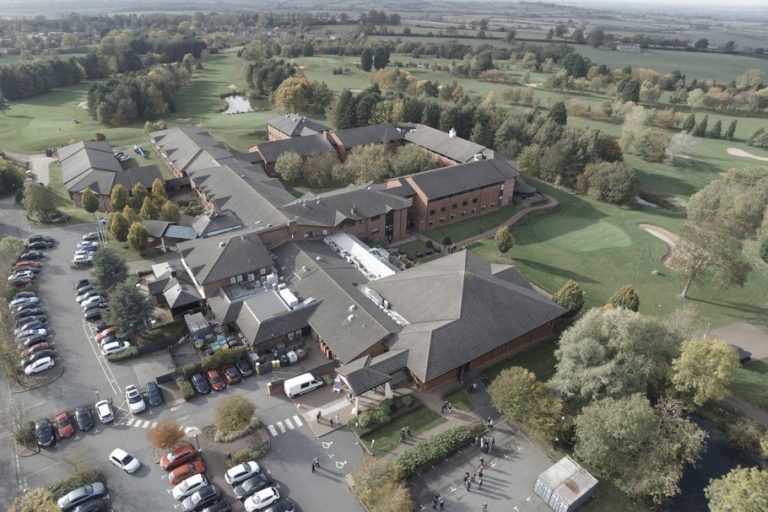 Hotel and golf club to be sold in Northamptonshire