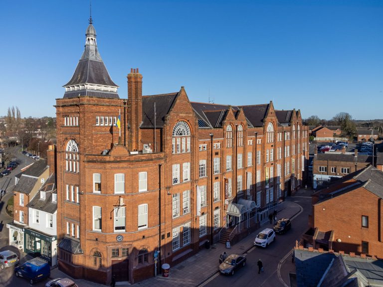 Council offices to become temporary home for new Market Harborough banking hub